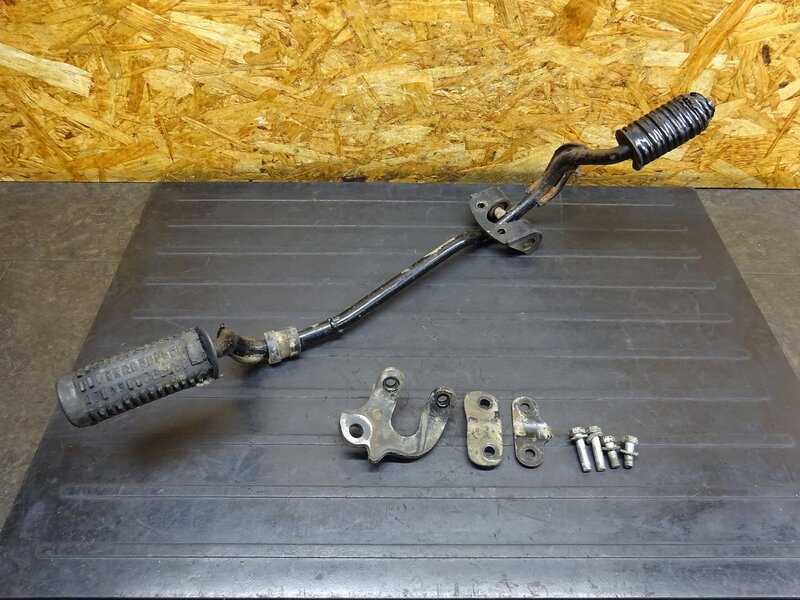 【251044】CB350(CB350-1069)◆ メインステップ 劣化有 【検索:CB250 エクスポート セニア | 中古バイクパーツ通販・買取 ジャンクヤード鳥取 JunkYard