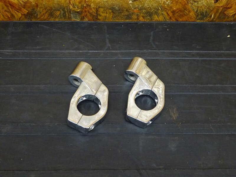 【251045】◇ ミラーホルダー ミラークランプ メッキ タナックス?? ナポレオン?? | 中古バイクパーツ通販・買取 ジャンクヤード鳥取 JunkYard