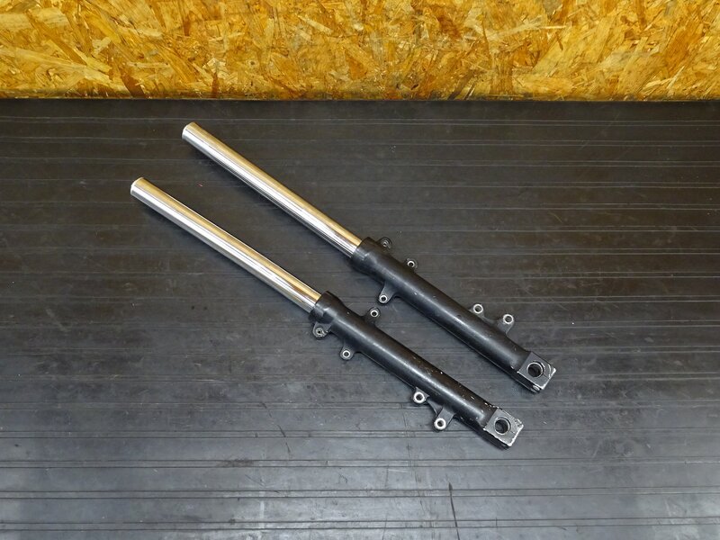 【251103】ZRX400(ZR400E-004)◇ フロントフォーク インナーチューブ ボトムケース 錆/削れ/曲がり/オイル漏れ有 【前期 ZRX-2 ZRX-Ⅱ | 中古バイクパーツ通販・買取　ジャンクヤード鳥取　JunkYard