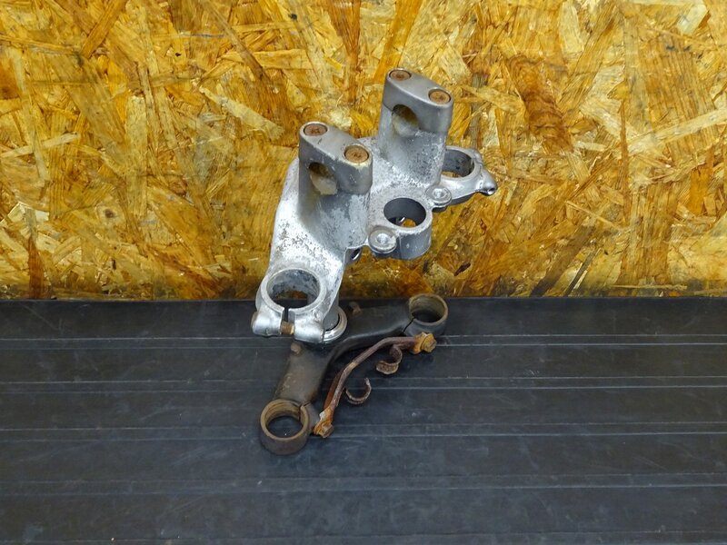 【251109】GB250クラブマン(MC10-1105)◇ ステムセット アンダーブラケット トップブリッジ 【2型 | 中古バイクパーツ通販・買取　ジャンクヤード鳥取　JunkYard