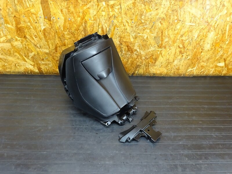 【251117】ジェンマ250(CJ47A-101)◇ メットインボックス 小物入れ ソフトパッド インナー カバー | 中古バイクパーツ通販・買取　ジャンクヤード鳥取　JunkYard