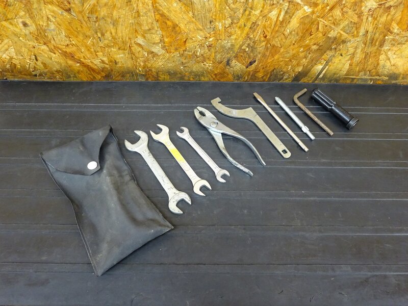 【251212】CBR250RR(MC22-1052)◇ 車載工具 車載ツール 【規制前 | 中古バイクパーツ通販・買取　ジャンクヤード鳥取　JunkYard