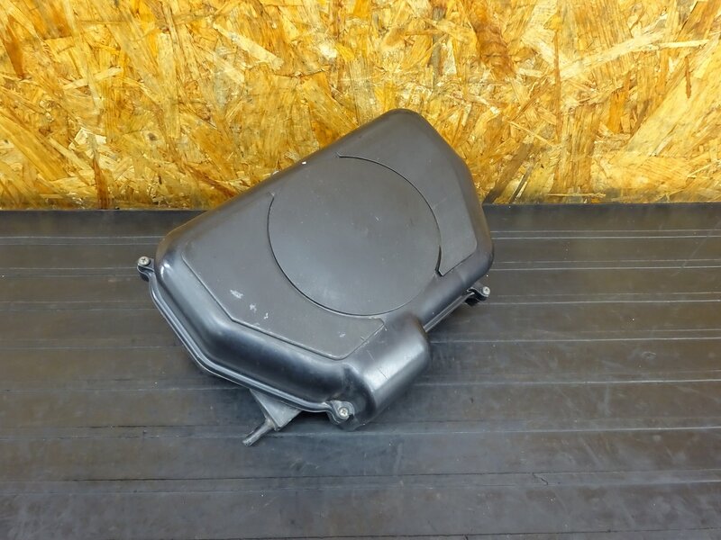 【260112】FZR250R(3LN-281)◇ エアクリーナーボックス エアクリボックス エアクリ | 中古バイクパーツ通販・買取　ジャンクヤード鳥取　JunkYard
