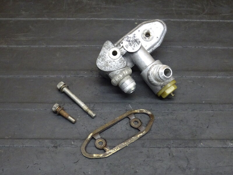 【260218】GS10X◆ 社外オイルクーラー取出口 ヨシムラ YOSHIMURA POPY ※エンジンパーツ【検索：GSX1000S GSX1100S カタナ 刀 | 中古バイクパーツ通販・買取　ジャンクヤード鳥取　JunkYard