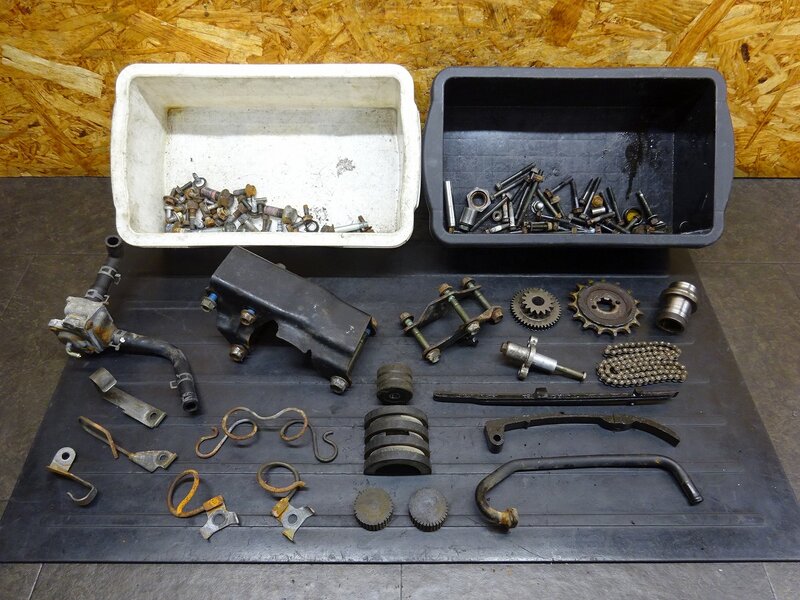 【260307】バンバン200(NH41A-100)◆ ボルトセット エンジンハンガー/ボルト カムチェーンテンショナー ブッシュ ジャンク 【VanVan | 中古バイクパーツ通販・買取　ジャンクヤード鳥取　JunkYard