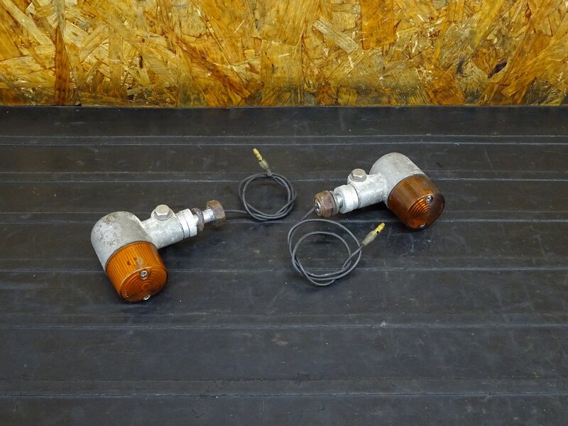 【260312】ゼファー400(ZR400C-094)◇ 社外ウインカー左右セット ウィンカー POSH ポッシュ 割れ/傷有 【C5 | 中古バイクパーツ通販・買取　ジャンクヤード鳥取　JunkYard