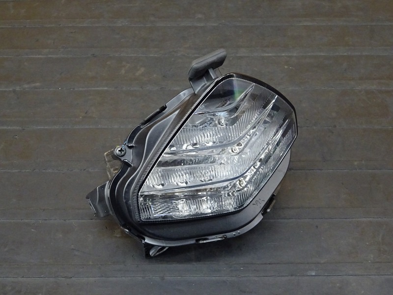 【230118】CBR400R(NC56-1001)■ テールランプ ブレーキランプ LED | 中古バイクパーツ通販・買取　ジャンクヤード鳥取　JunkYard