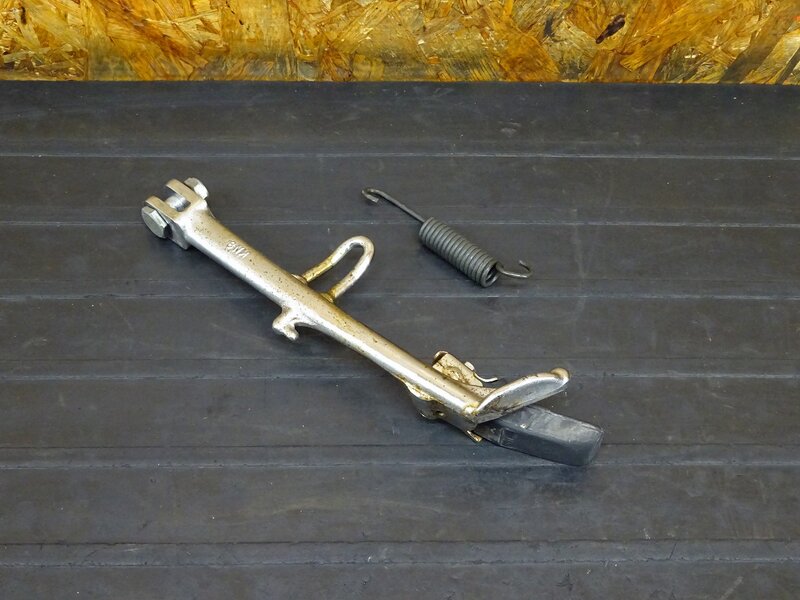 【250514】GB400TT(NC20-1010)◇ サイドスタンド スプリング 錆、削れ有 【4900km外し 検索:GB500TT | 中古バイクパーツ通販・買取　ジャンクヤード鳥取　JunkYard