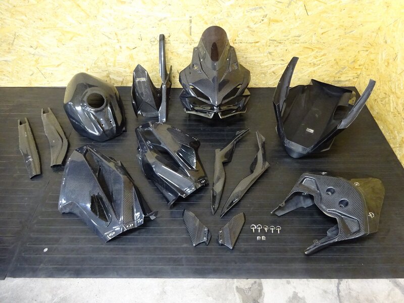 【250720】CBR250RR(MC51-1005)◆ 社外外装set エーテック ブラックダイヤモンド カーボン アッパー/サイドカウル シングル/シートカウル | 中古バイクパーツ通販・買取　ジャンクヤード鳥取　JunkYard