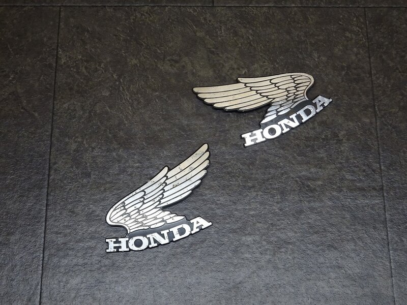【250807】GB400TT(NC20-1011)◆ タンクエンブレム 【検索:GB500TT | 中古バイクパーツ通販・買取　ジャンクヤード鳥取　JunkYard