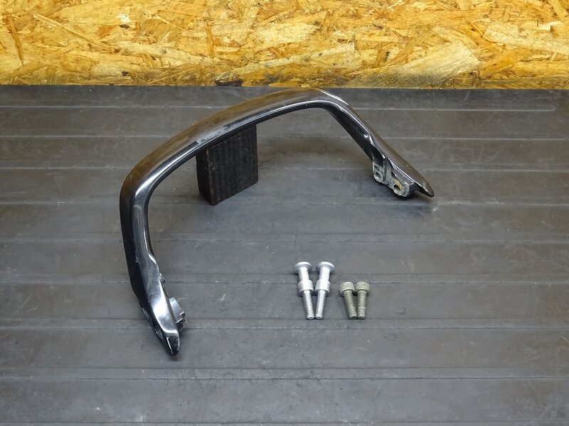 【250824】XJR1300(RP01J-002)◆ グラブバー タンデムバー タンデムグリップ 【RP03J | 中古バイクパーツ通販・買取　ジャンクヤード鳥取　JunkYard