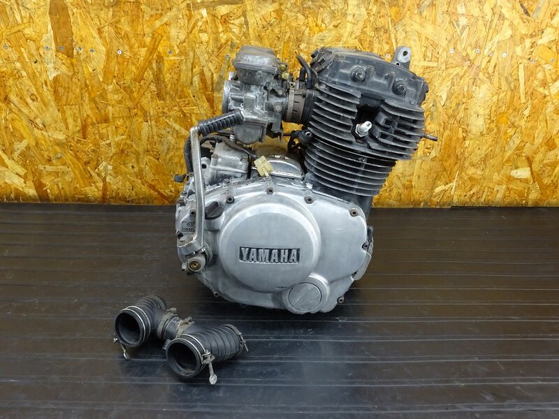 【250931】◇ GX250外し中古エンジン 始動確認後取り外し キャブレター キャブ 400エンジン?? 刻印削り有 ※検:2U3 GX400 2L0 2A2 XS400 | 中古バイクパーツ通販・買取　ジャンクヤード鳥取　JunkYard