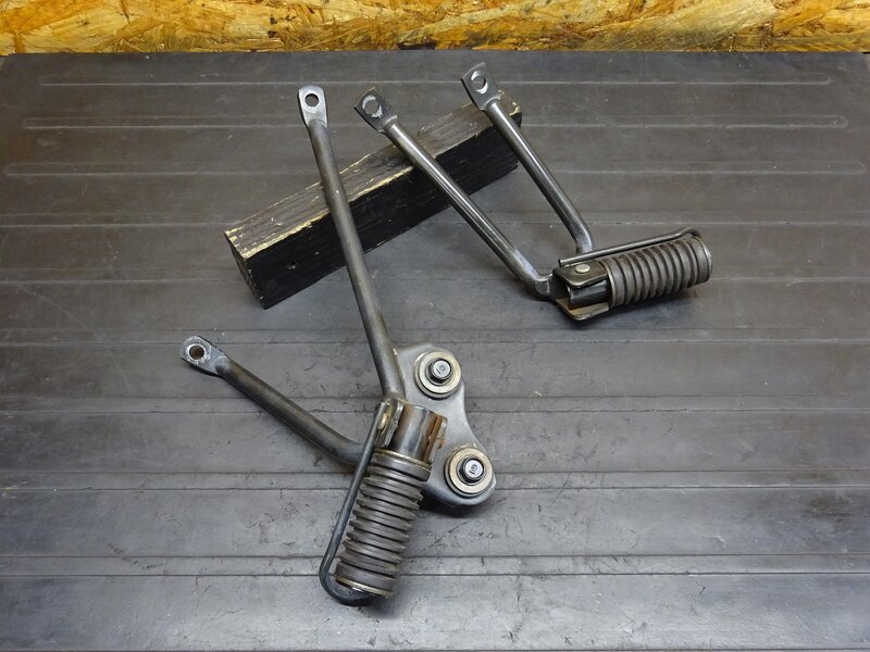 【251101】エイプ100(HC07-1301)◆ タンデムステップ左右セット ペグ 【エイプ50 XR100 | 中古バイクパーツ通販・買取　ジャンクヤード鳥取　JunkYard