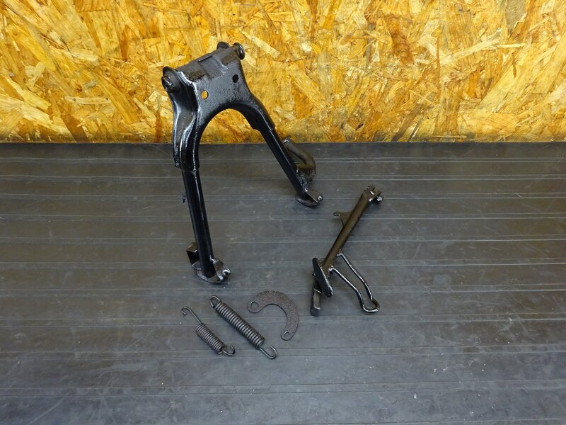 【251109】GB250クラブマン(MC10-1105)◇ スタンドセット センタースタンド サイドスタンド スプリング 色塗り有 【2型 | 中古バイクパーツ通販・買取　ジャンクヤード鳥取　JunkYard