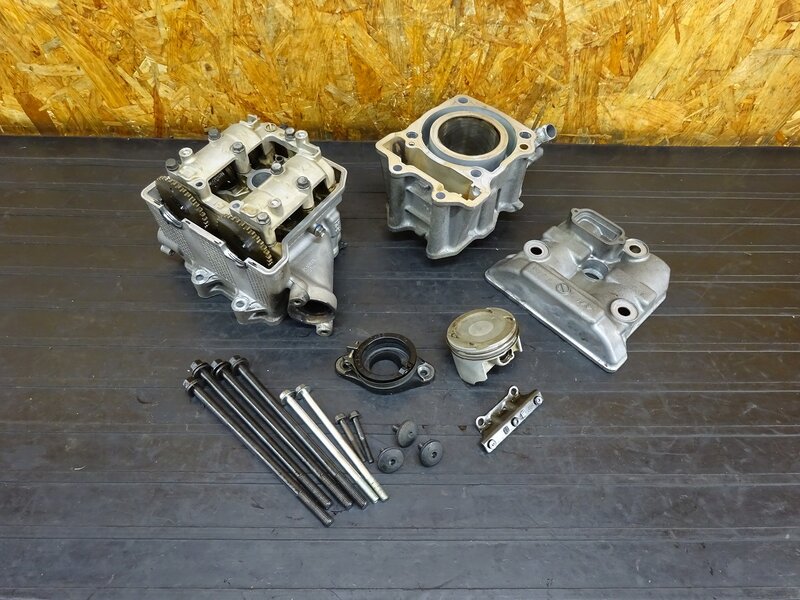 【251117】ジェンマ250(CJ47A-101)◇ シリンダーセット シリンダーヘッド カムシャフト/ホルダー シリンダーヘッドカバー ※エンジンパーツ | 中古バイクパーツ通販・買取　ジャンクヤード鳥取　JunkYard