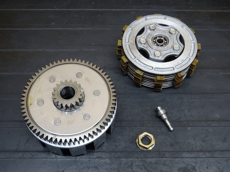【251118】KDX200SR(DX200G-004)◆ クラッチ クラッチハウジング インナー/アウターハウジング ※エンジンパーツ【検索:125 220 250 | 中古バイクパーツ通販・買取　ジャンクヤード鳥取　JunkYard