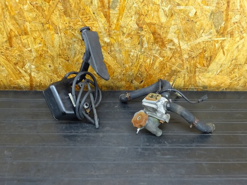 【251208】GSX400インパルス(GK79A-100)◇ リザーブタンクセット クーラントタンク サブタンク サーモスタット ホース | 中古バイクパーツ通販・買取　ジャンクヤード鳥取　JunkYard