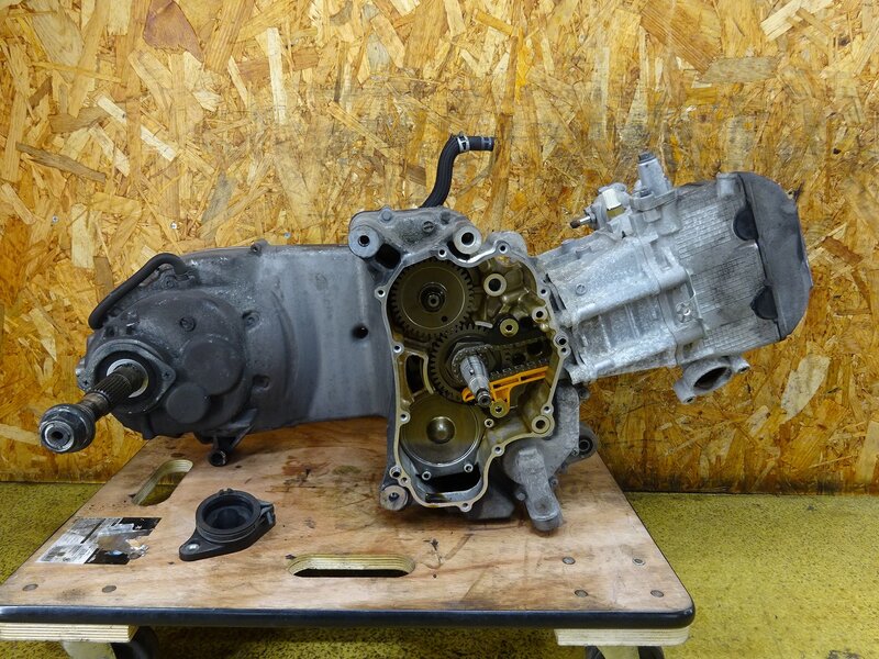 【251210】スカイウェイブ250S(CJ46A-104)◆ クランクケース シリンダー/ヘッド クランクシャフト ミッション 部品取りに ※エンジンパーツ | 中古バイクパーツ通販・買取　ジャンクヤード鳥取　JunkYard