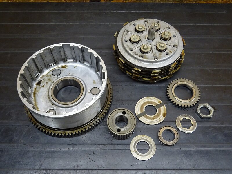 【260218】GS10X◆ クラッチ インナー/アウターハウジング 削れ有 ※エンジンパーツ【検索：GSX1000S GSX1100S カタナ 刀 | 中古バイクパーツ通販・買取　ジャンクヤード鳥取　JunkYard