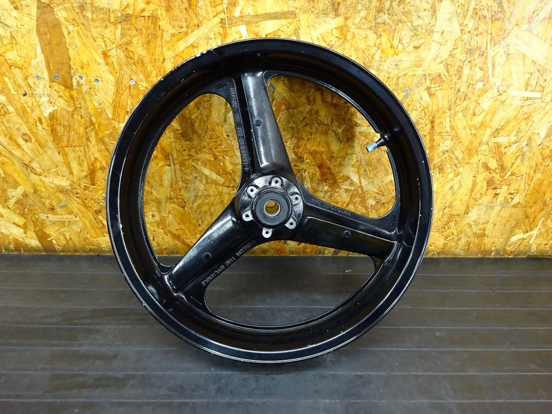 【241102】X4(SC38-1000)◇ フロントホイール 18×3.50 23R | 中古バイクパーツ通販・買取　ジャンクヤード鳥取　JunkYard