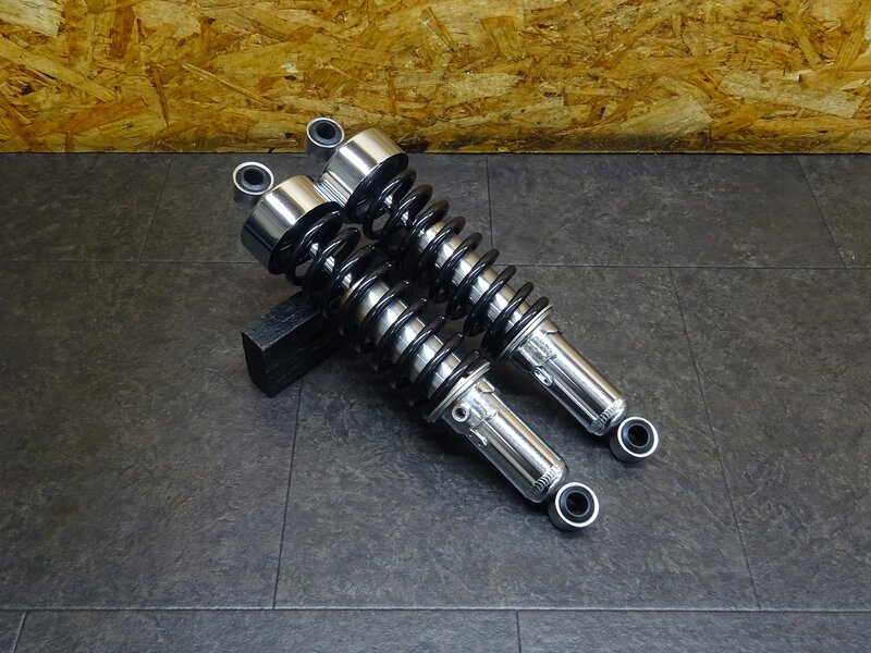 【250812】SR400(RH16J-005)◆ リアサスペンション リアサス リヤサス リアショック | 中古バイクパーツ通販・買取　ジャンクヤード鳥取　JunkYard