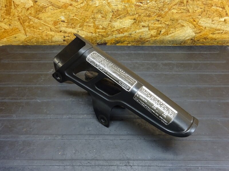 【251020】FTR223(MC34-1106)◆ チェーンカバー チェーンガード つや出し有 | 中古バイクパーツ通販・買取　ジャンクヤード鳥取　JunkYard
