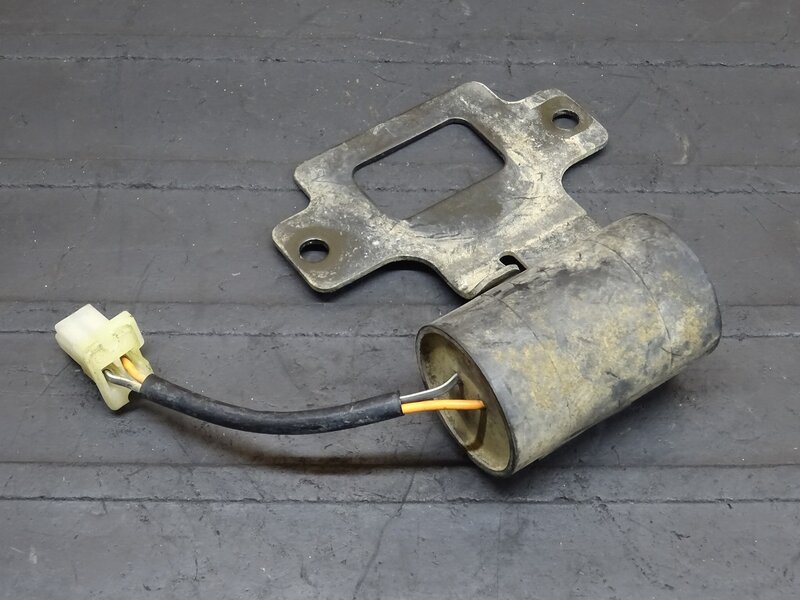 【251114】KDX125SR(DX125A-016)◆ コンデンサー 【検索：200 220 250 | 中古バイクパーツ通販・買取　ジャンクヤード鳥取　JunkYard