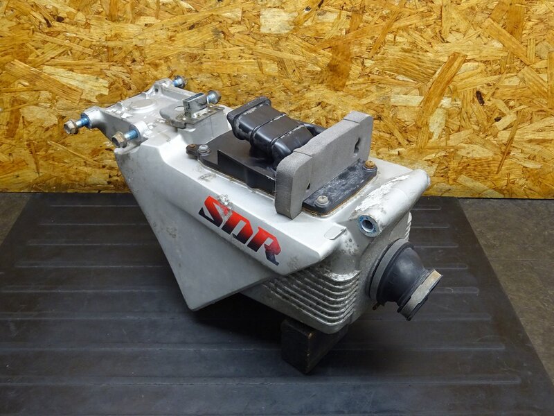 【251115】SDR200(2TV-007)◆ エアクリーナーボックス エアクリボックス エアクリ | 中古バイクパーツ通販・買取　ジャンクヤード鳥取　JunkYard