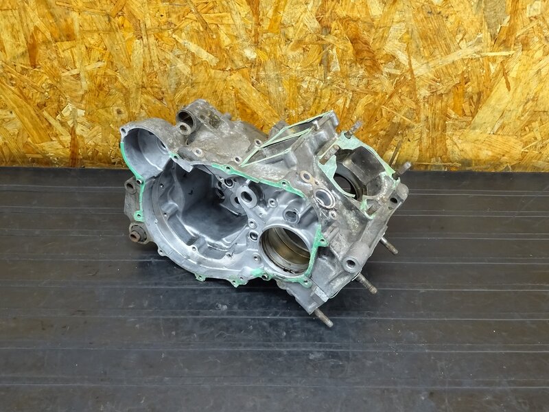 【251122】NSR250R(MC21)◇ クランクケース上下セット 腐食有 ※エンジンパーツ【MC16 MC18 88 89 | 中古バイクパーツ通販・買取　ジャンクヤード鳥取　JunkYard