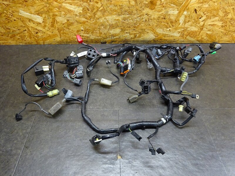 【251220】Ninja250(EX250L-019)◆ メインハーネス スターターリレー ヒューズボックス 【ABS付 | 中古バイクパーツ通販・買取　ジャンクヤード鳥取　JunkYard