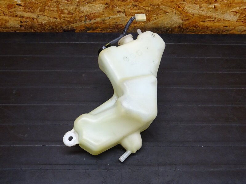 【260111】TDR80 (3GA-001)◆ 2ストオイルタンク 2ST オイルタンク | 中古バイクパーツ通販・買取　ジャンクヤード鳥取　JunkYard