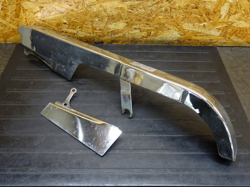 【260205】サベージ650(NP41A-104)◆ チェーンカバー チェーンガード ベルトカバー ヒールガード 錆有 【サベージ400 | 中古バイクパーツ通販・買取　ジャンクヤード鳥取　JunkYard