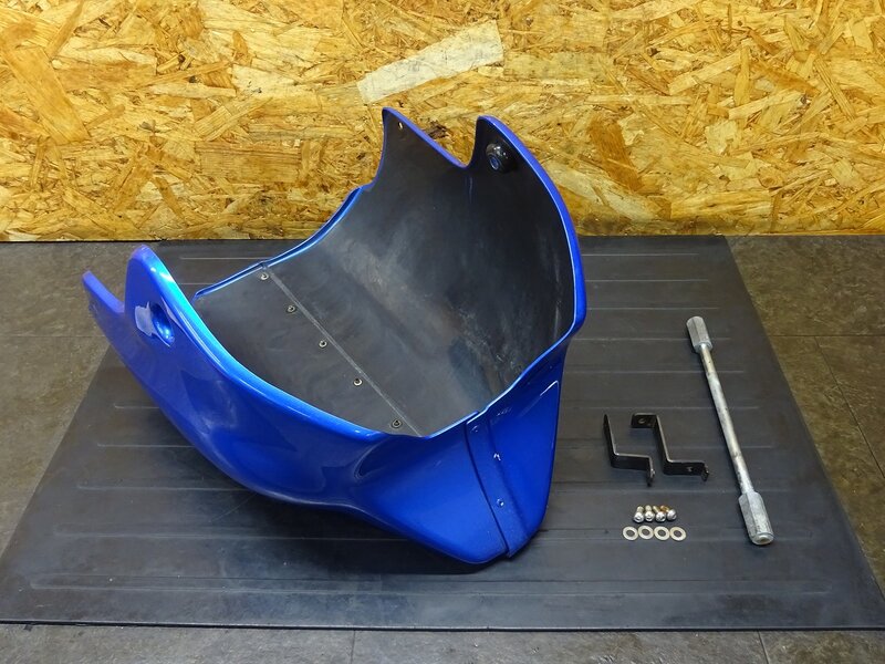 【260228】VTR250(MC33-1302)● アンダーカウル ロアカウル 純正オプション? 【Fi インジェクション | 中古バイクパーツ通販・買取　ジャンクヤード鳥取　JunkYard