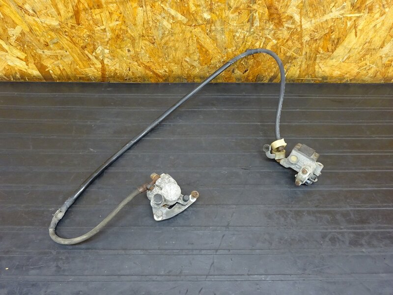 【260308】CRM50(AD13-1100)◇ フロントブレーキセット ブレーキキャリパー マスター Φ1/2 【後期 検:CRM80 | 中古バイクパーツ通販・買取　ジャンクヤード鳥取　JunkYard