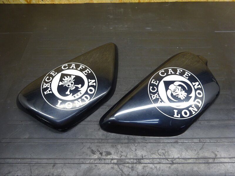 【250719】CB223S(MC40-1102)◆ サイドカバー左右セット サイドカウル 傷有 | 中古バイクパーツ通販・買取　ジャンクヤード鳥取　JunkYard