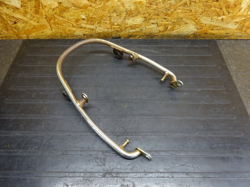 【250807】GB400TT(NC20-1011)◆ グラブバー タンデムグリップ アシストグリップ 錆有 【検索:GB500TT | 中古バイクパーツ通販・買取　ジャンクヤード鳥取　JunkYard