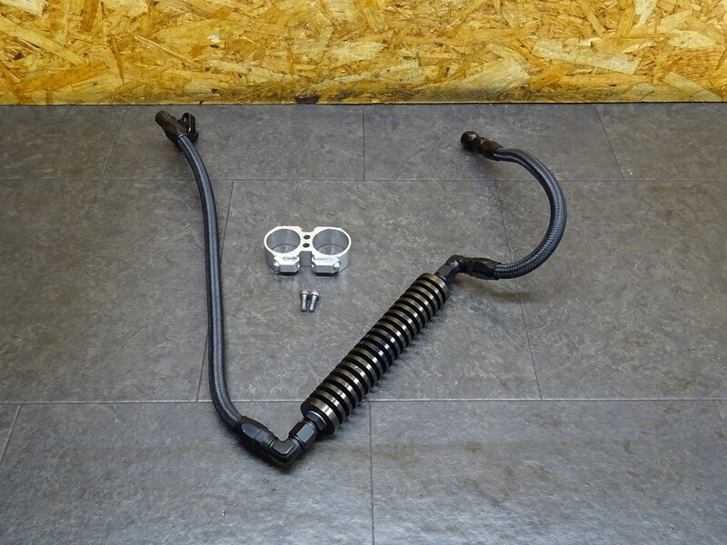 【250812】SR400(RH16J-005)◆ 社外オイルクーラー サムソンブルー?? ビレットオイルクーラー 【検索：RH03J RH01J 1JR 2H6 SR500 1JN 2J2 | 中古バイクパーツ通販・買取　ジャンクヤード鳥取　JunkYard