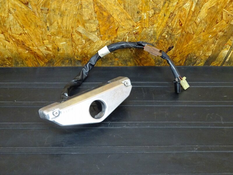 【250915】GB400TT(NC20-1011)◇ ヒューズボックス ヒューズボックスカバー アルミ 【検索:GB500TT | 中古バイクパーツ通販・買取　ジャンクヤード鳥取　JunkYard