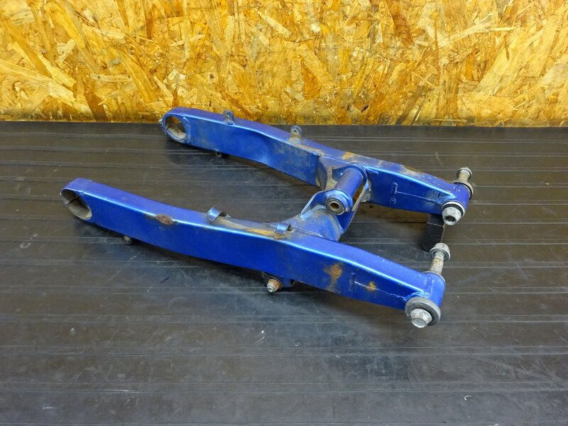 【251012】グース350(NK42A-101)◇ スイングアーム トルクロッド 削れ/錆有 【グース250 Goose | 中古バイクパーツ通販・買取　ジャンクヤード鳥取　JunkYard
