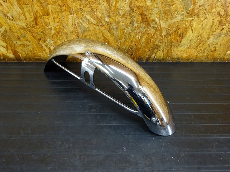 【251032】W650(EJ650A-031)◇ フロントフェンダー 凹み/錆/傷有 【検:W400 EJ400A | 中古バイクパーツ通販・買取　ジャンクヤード鳥取　JunkYard