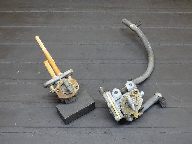 【251110】SRX400(3VN-086)◆ 燃料コック ガソリンコック フューエルコック 【SRX600 | 中古バイクパーツ通販・買取　ジャンクヤード鳥取　JunkYard