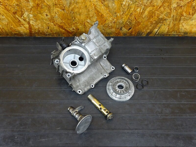 【251111】CBR250RR(MC22-1006)◇ オイルパン オイルフィルターカバー ストレーナー ※エンジンパーツ【規制前 MC14E | 中古バイクパーツ通販・買取　ジャンクヤード鳥取　JunkYard