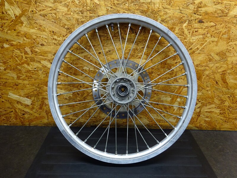 【251114】KDX125SR(DX125A-016)◆ フロントホイール 21×1.60 タカサゴリム フレ有 【検索：200 220 250 | 中古バイクパーツ通販・買取　ジャンクヤード鳥取　JunkYard