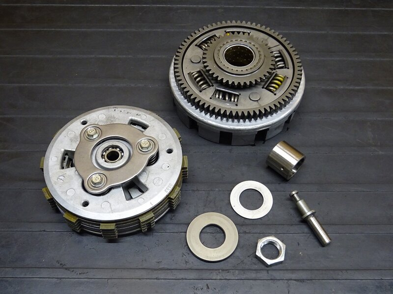 【251220】Ninja250(EX250L-019)◆ クラッチ クラッチハウジング インナー/アウターハウジング ※エンジンパーツ【ABS付 | 中古バイクパーツ通販・買取　ジャンクヤード鳥取　JunkYard