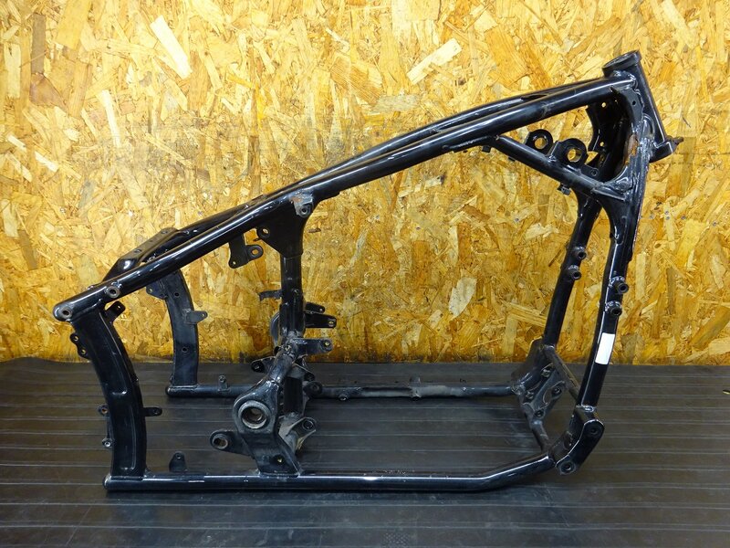 【260113】ドラッグスター400C(VH01J-028)◆ 書付中古フレーム メインフレーム 変形大!! ジャンク!! 【クラシック イモビ付 | 中古バイクパーツ通販・買取　ジャンクヤード鳥取　JunkYard