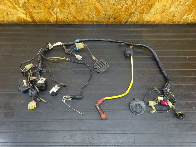 【260120】SR400(1JR-342)◇ メインハーネス CDI イグナイター 3GW-10 レギュレーター イグニッションコイル 【検:SR500 1JN 2J2 2H6 | 中古バイクパーツ通販・買取　ジャンクヤード鳥取　JunkYard