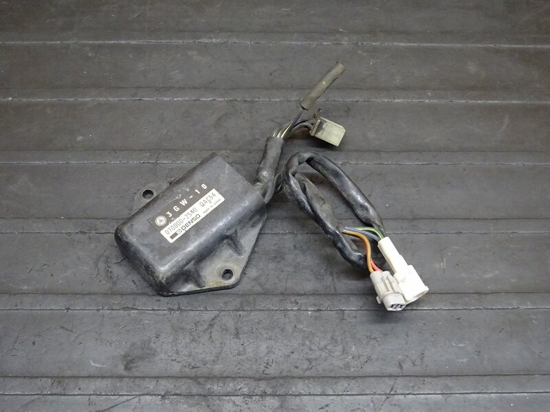 【260310】SR400(1JR-302)◆ CDI イグナイター 3GW-10 【検:SR500 1JN 2J2 2H6 | 中古バイクパーツ通販・買取　ジャンクヤード鳥取　JunkYard