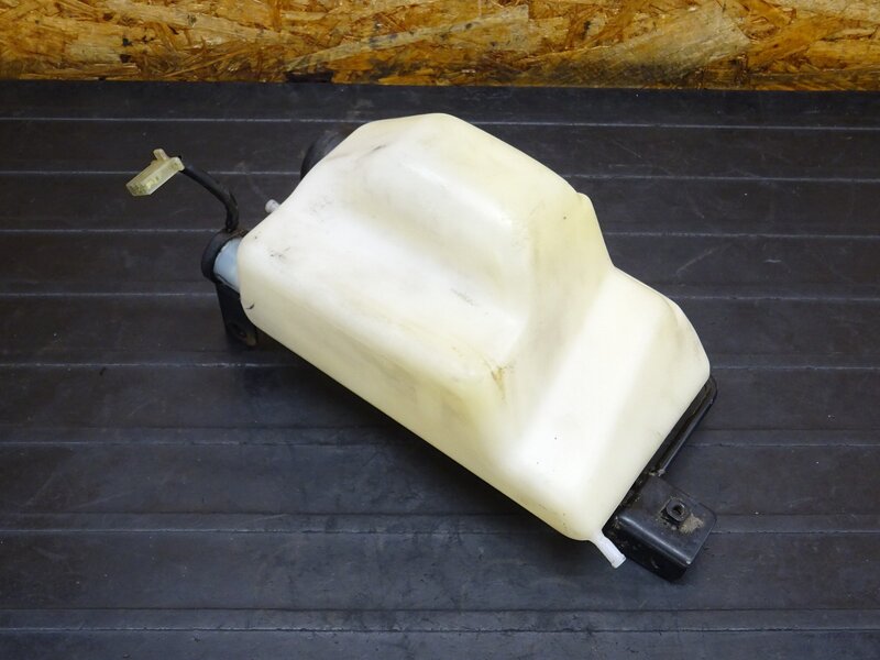 【260322】KDX125SR(DX125A-022)◆ オイルタンク 2ストオイルタンク 2ST 割れ有 【検索：200 220 250 | 中古バイクパーツ通販・買取　ジャンクヤード鳥取　JunkYard