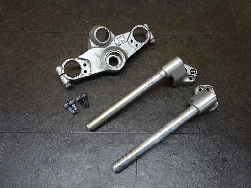 【250510】ZZR1200(ZXT20C-002)◆ ハンドルセット セパレートハンドル セパハン 22.2mm トップブリッジ 【ZZ-R1200 | 中古バイクパーツ通販・買取　ジャンクヤード鳥取　JunkYard