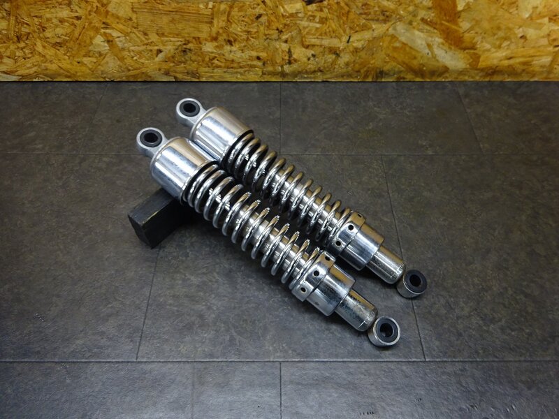 【250515】GB250クラブマン(MC10-1304)◆ リアサスペンション リアサス リヤサス リアショック SHOWA 【4型 | 中古バイクパーツ通販・買取　ジャンクヤード鳥取　JunkYard